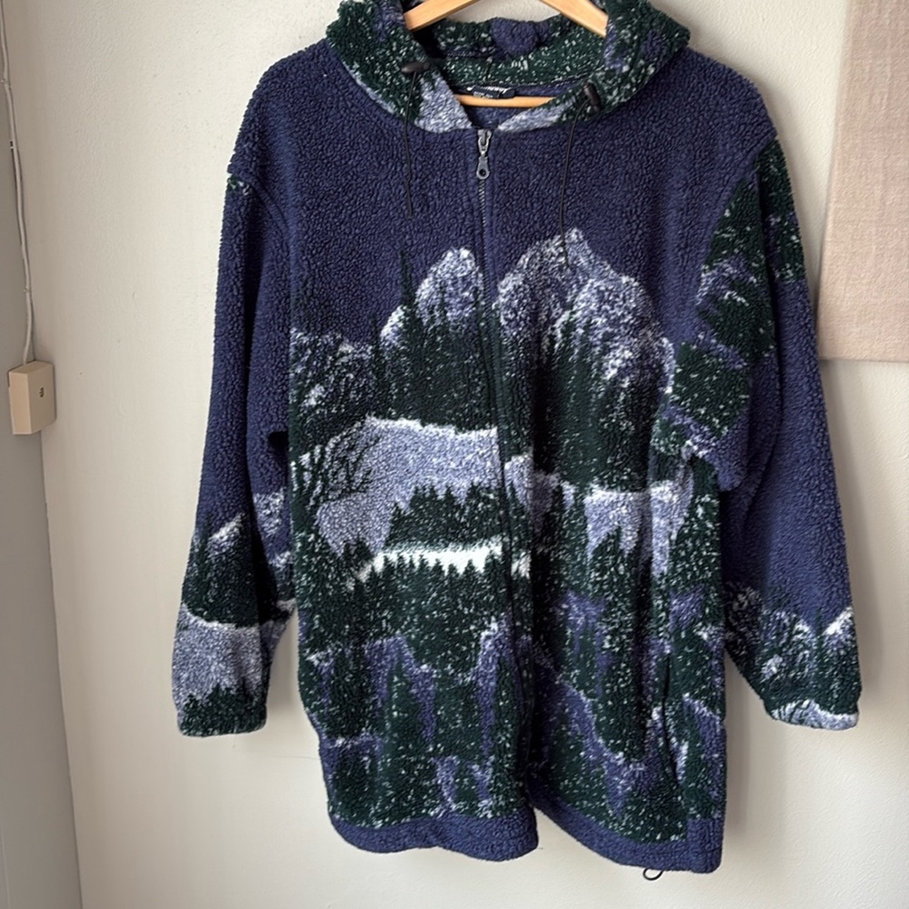 Vintage Snowy Mountain Fleece jacket